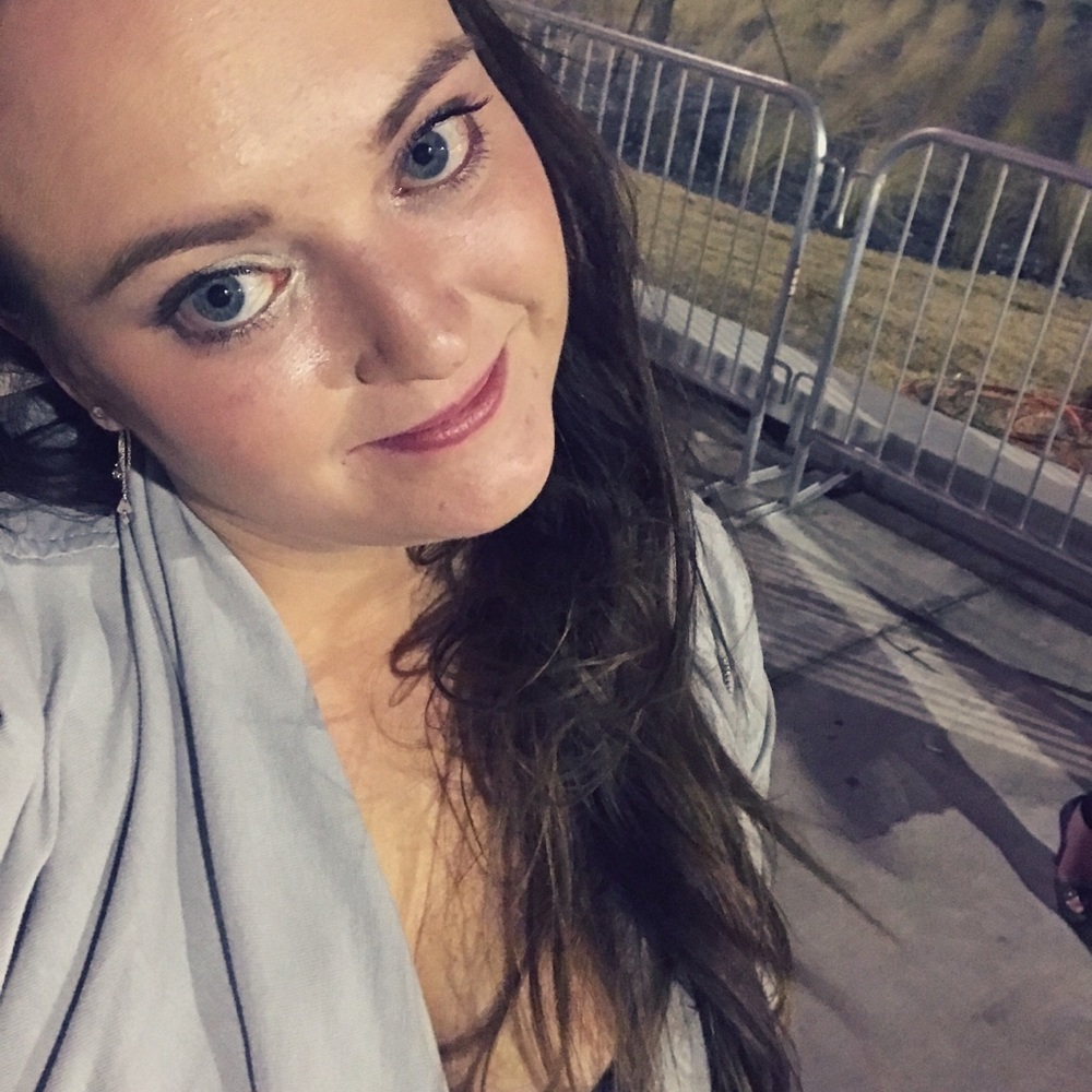Meet your Posher, Christine